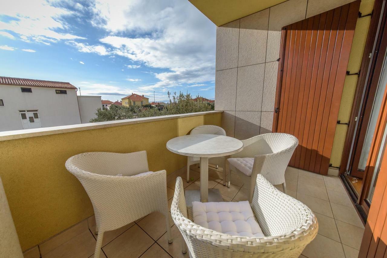 Apartment Happy Zadar Exteriör bild