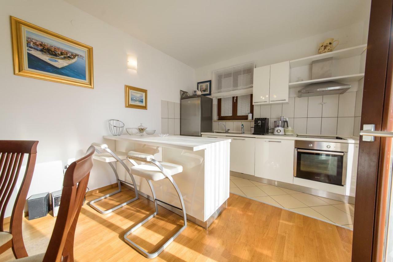 Apartment Happy Zadar Exteriör bild